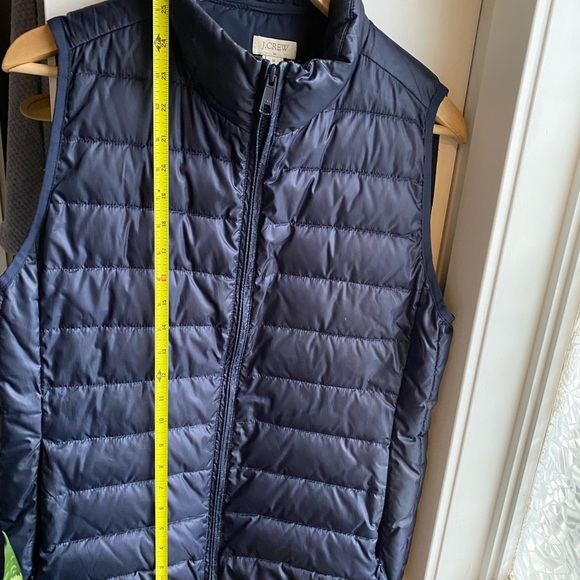 J.Crew vest. Navy blue. Like new, hardly worn. - Picture 4 of 5